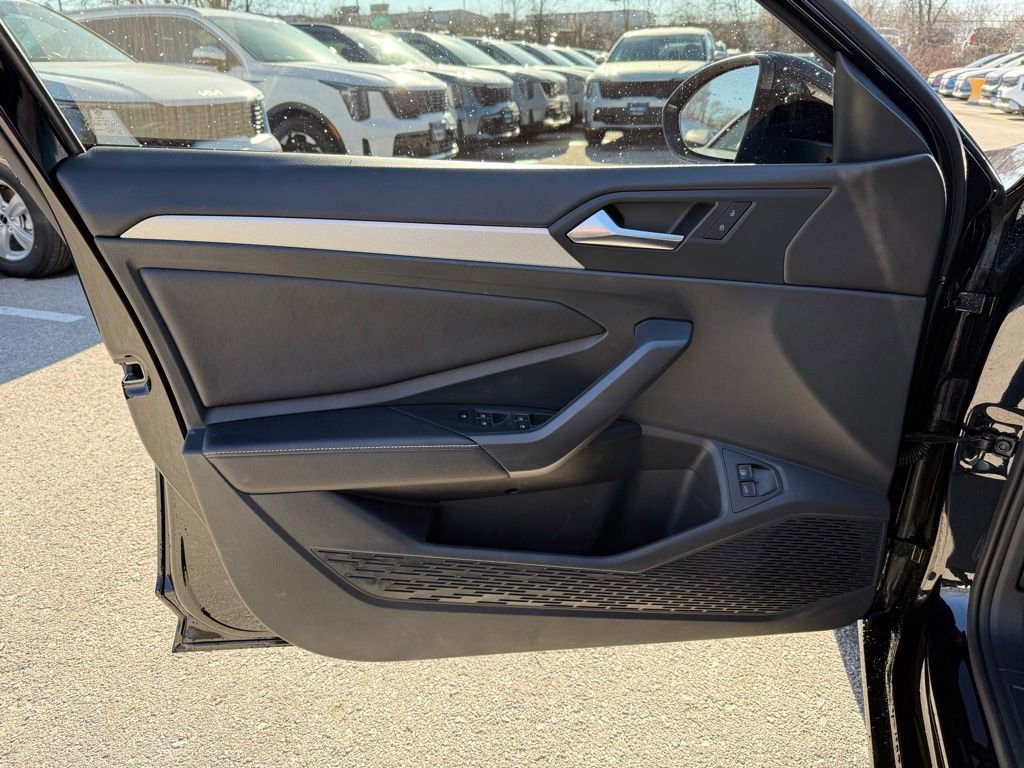 Used 2023 Volkswagen Jetta S w/ IQ.Drive Package image 6