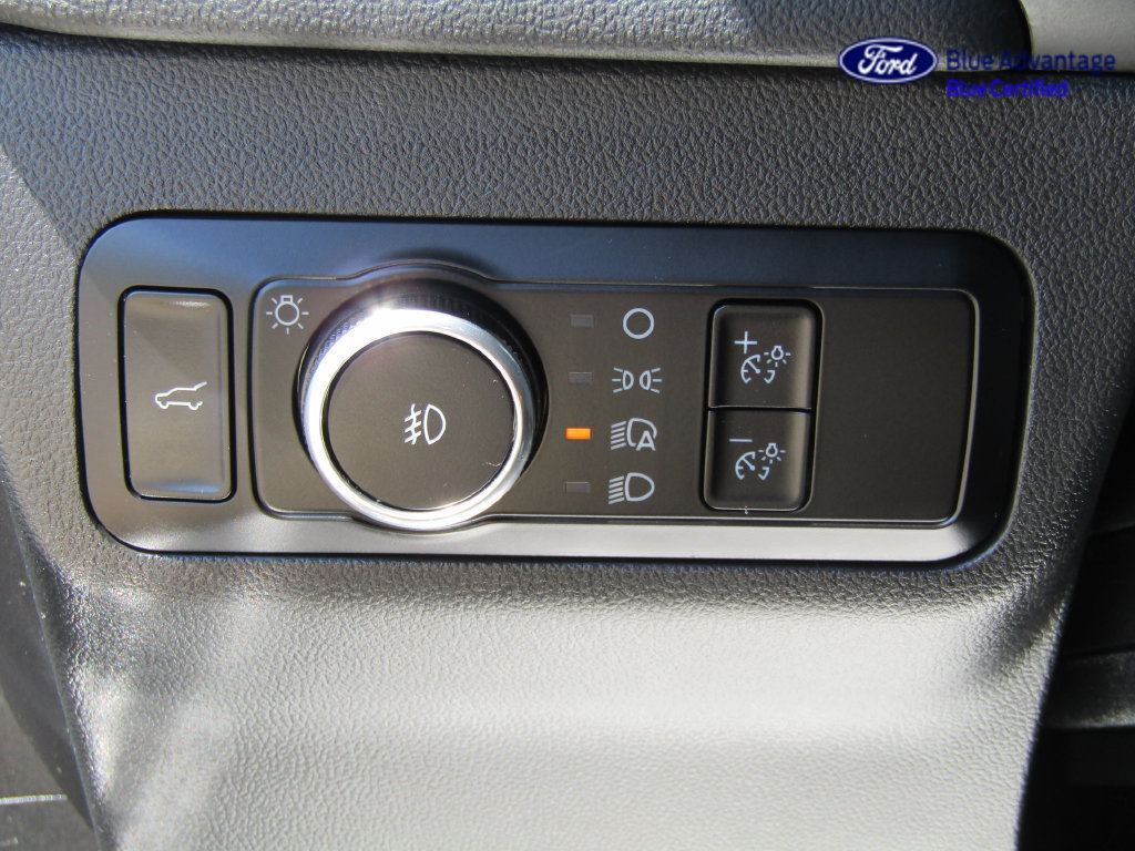 Used 2023 Ford Escape ST-Line Elite w/ Premium Technology Package AWD/4WD image 31