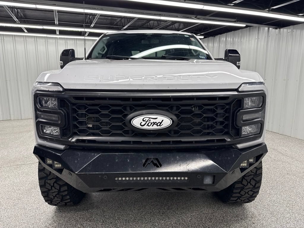 Used 2024 Ford F250 Lariat w/ Lariat Ultimate Package AWD/4WD image 2