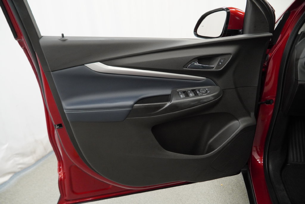 Certified 2023 Chevrolet Bolt EUV Premier FWD image 31