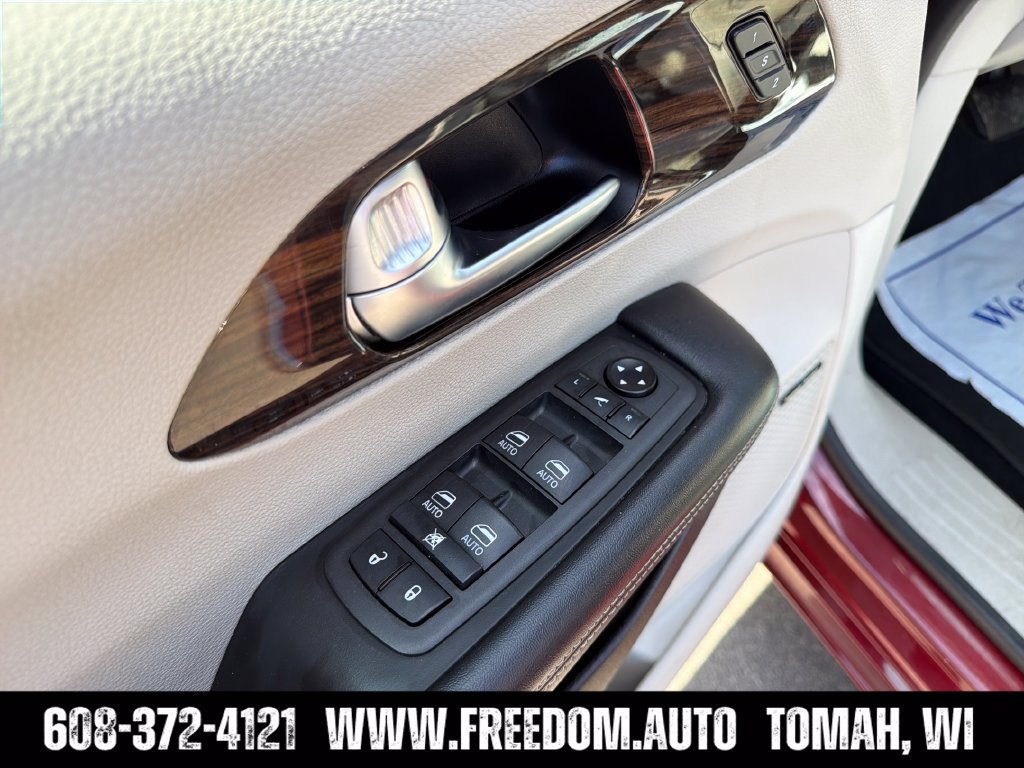 Used 2021 Chrysler Pacifica Limited w/ Premium & Safety Sphere Group AWD/4WD image 11