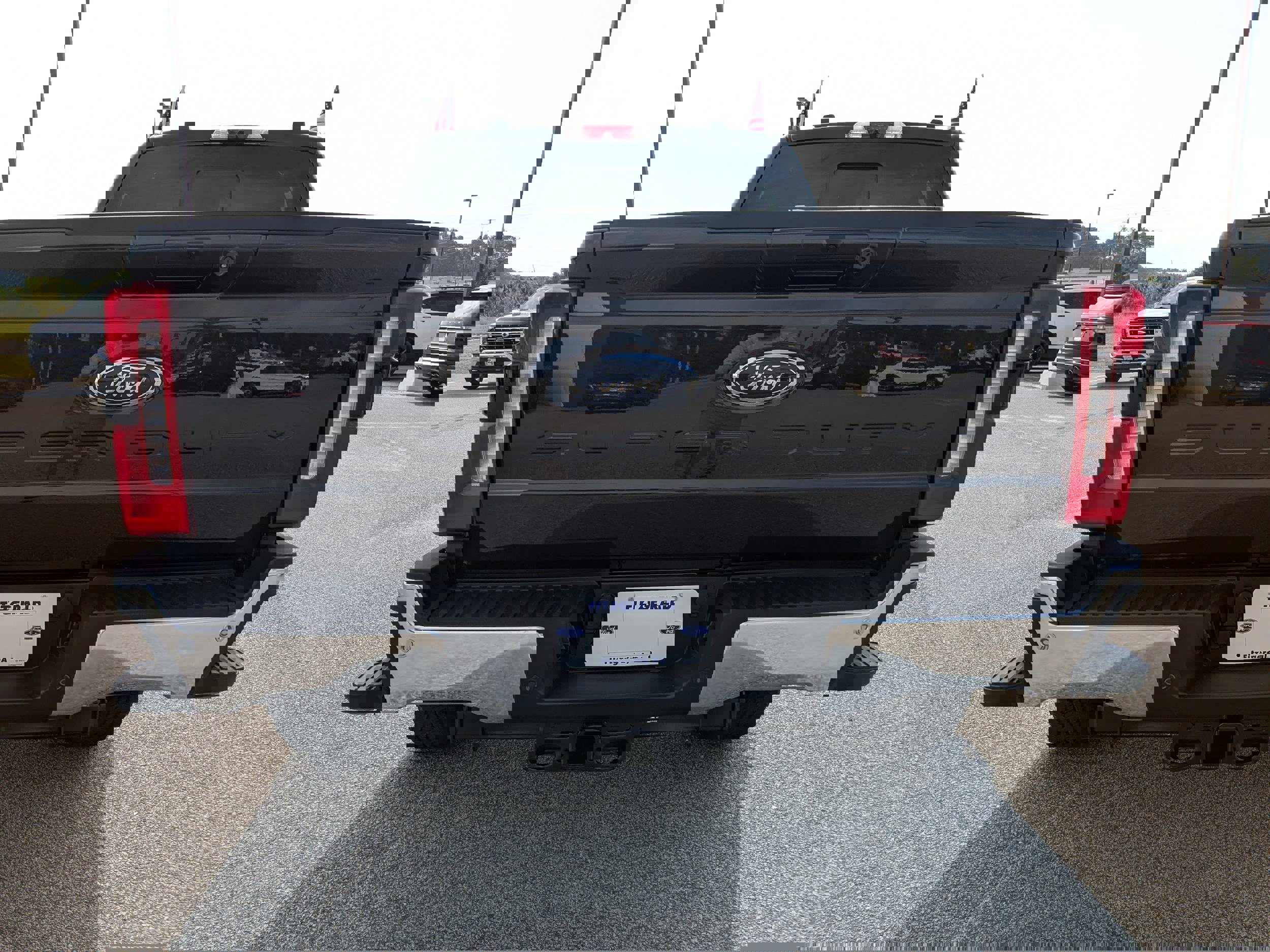 New 2025 Ford F250 Lariat w/ Lariat Ultimate Package image 5