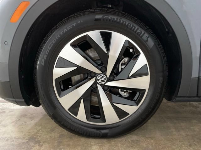 Used 2025 Volkswagen ID.4 Pro RWD image 28