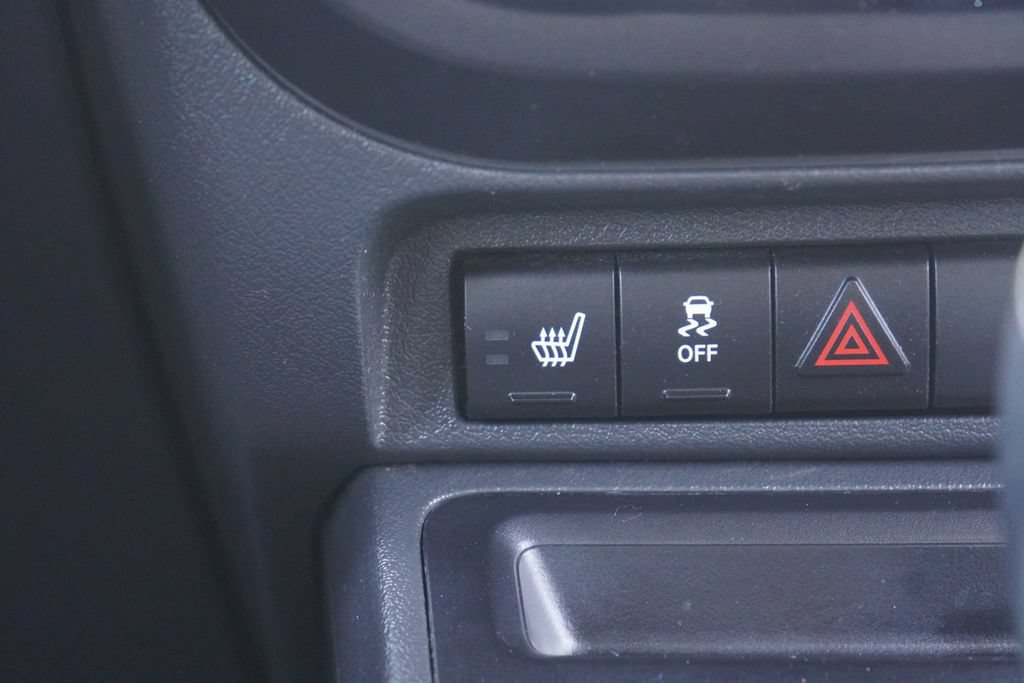 Used 2014 Jeep Patriot Latitude w/ Sun/Sound Group AWD/4WD image 23