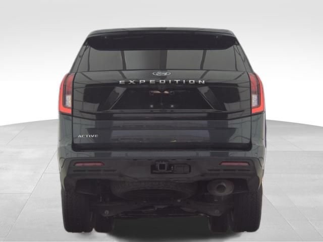 Used 2025 Ford Expedition Active AWD/4WD image 5