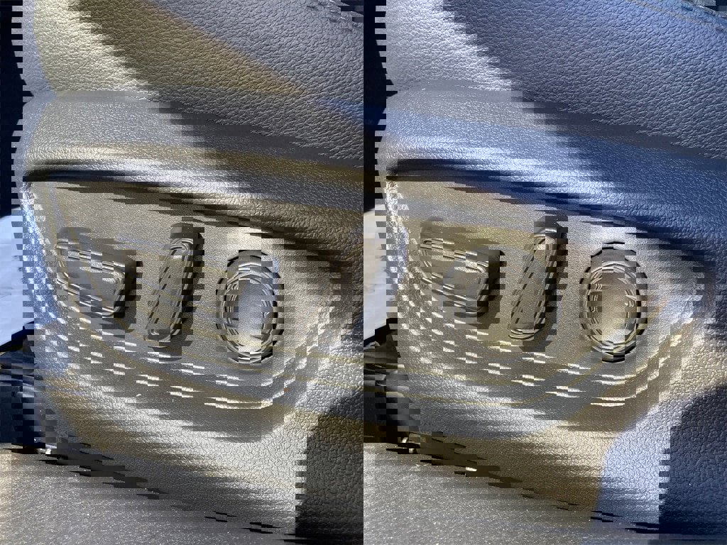 New 2026 Toyota Camry SE image 12