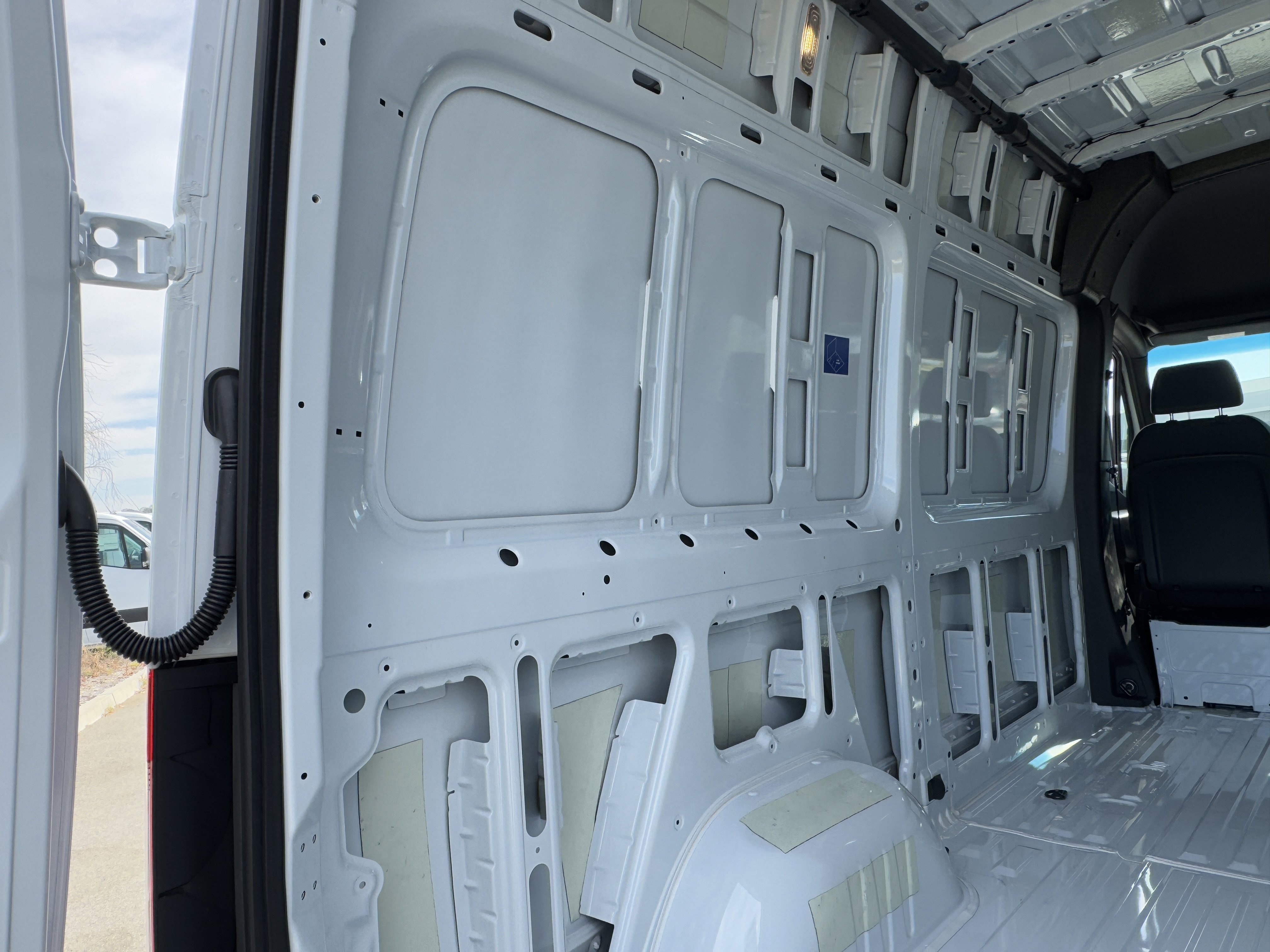 New 2025 Mercedes-Benz Sprinter 2500 image 15