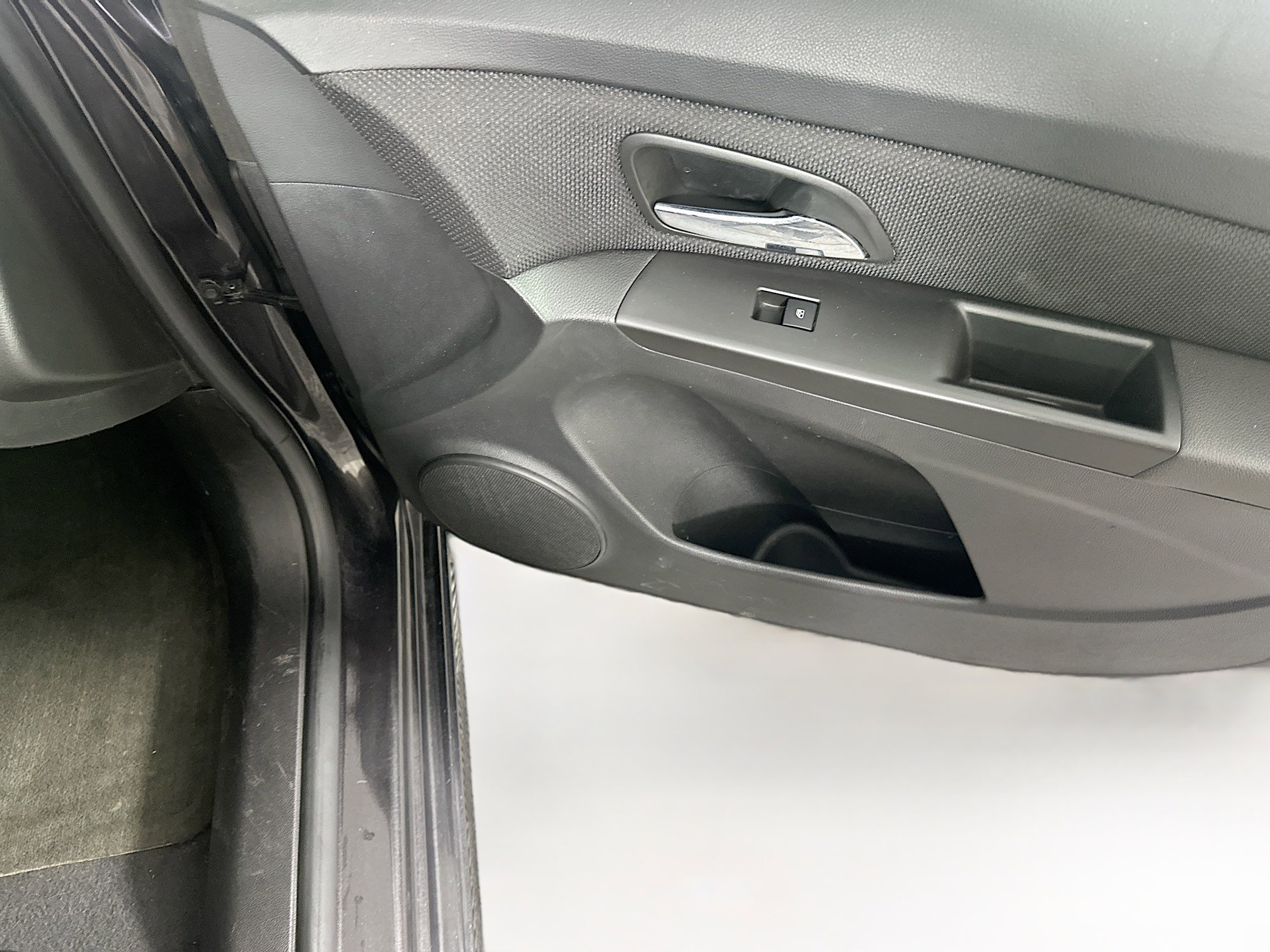 Used 2014 Chevrolet Cruze LT w/ RS Package image 28