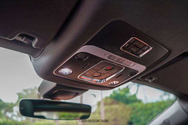 Used 2022 Bentley Flying Spur Plug-In Hybrid image 43