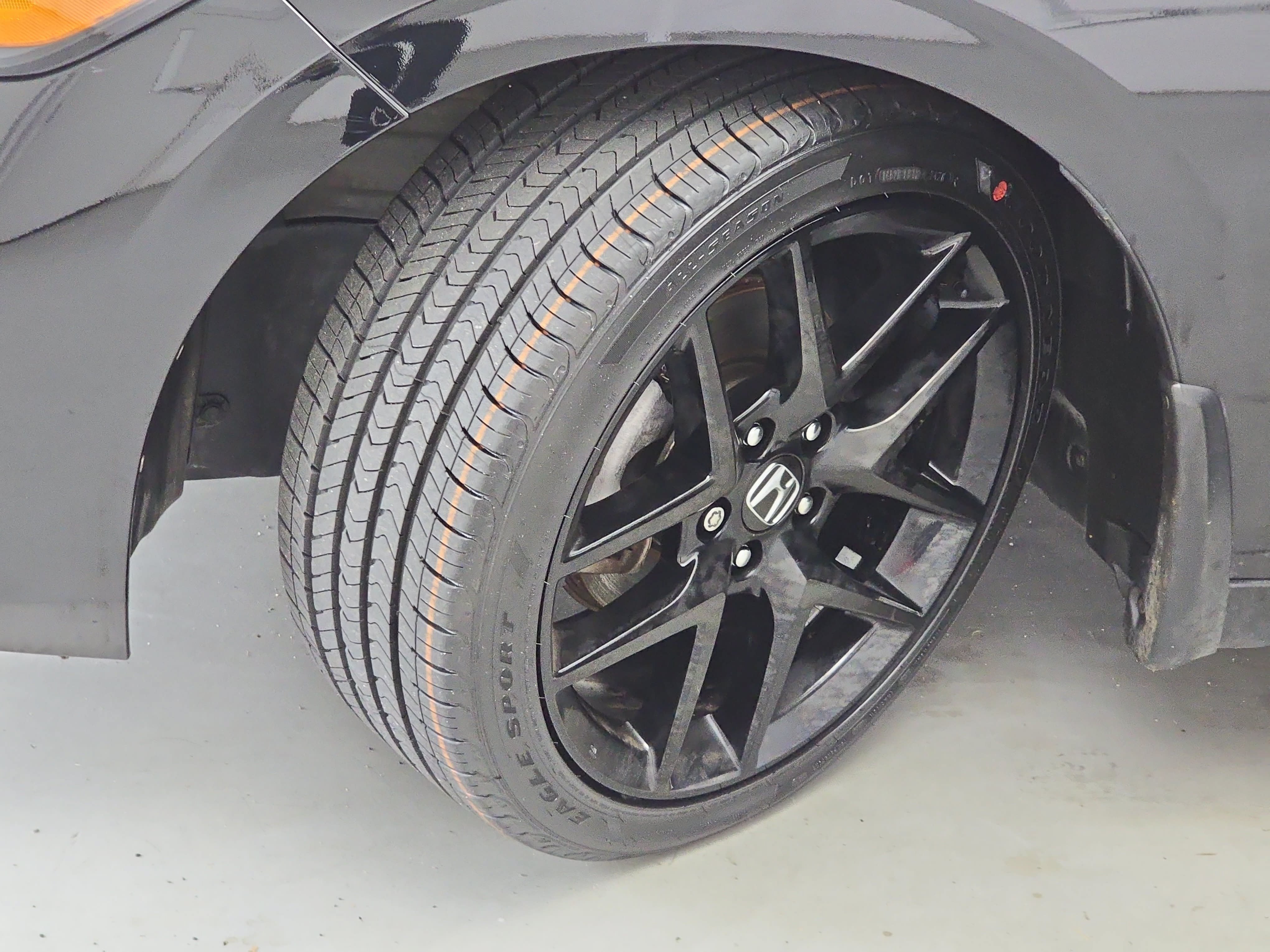 Used 2025 Honda Civic Sport image 31