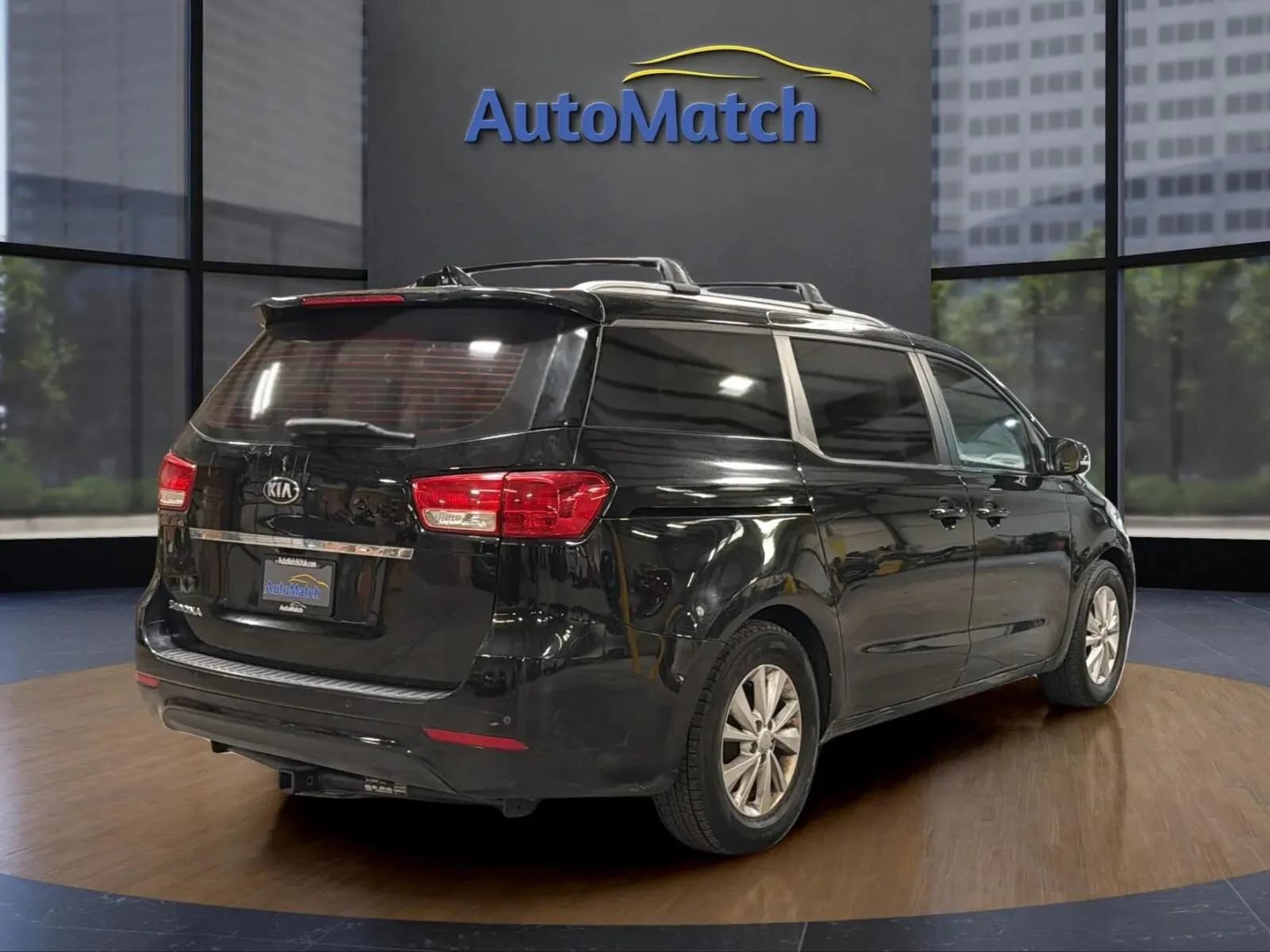 Used 2016 Kia Sedona LX w/ LX Convenience Package FWD image 10