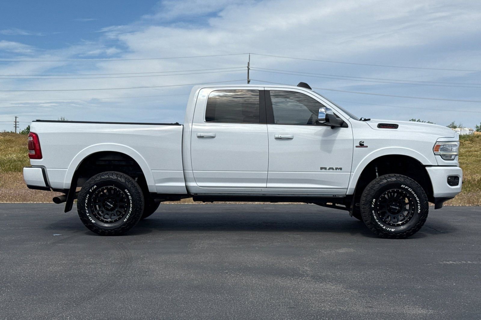 Used 2019 RAM 2500 Laramie AWD/4WD image 3