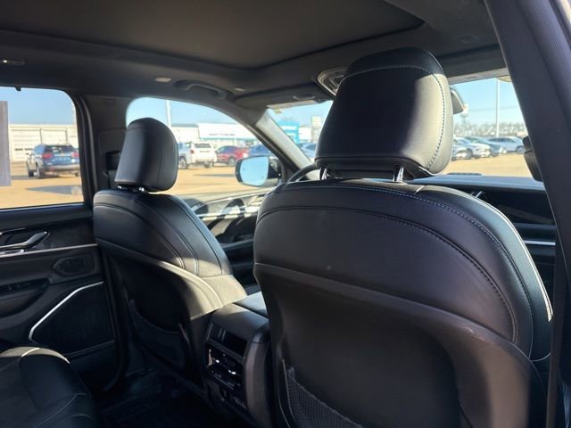 Used 2024 Jeep Grand Cherokee Trailhawk w/ Luxury Tech Group III image 53