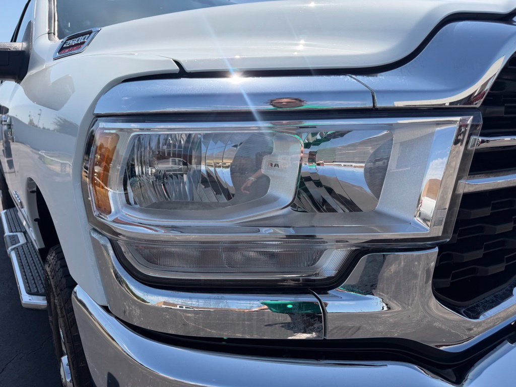 Used 2024 RAM 2500 Big Horn AWD/4WD image 6