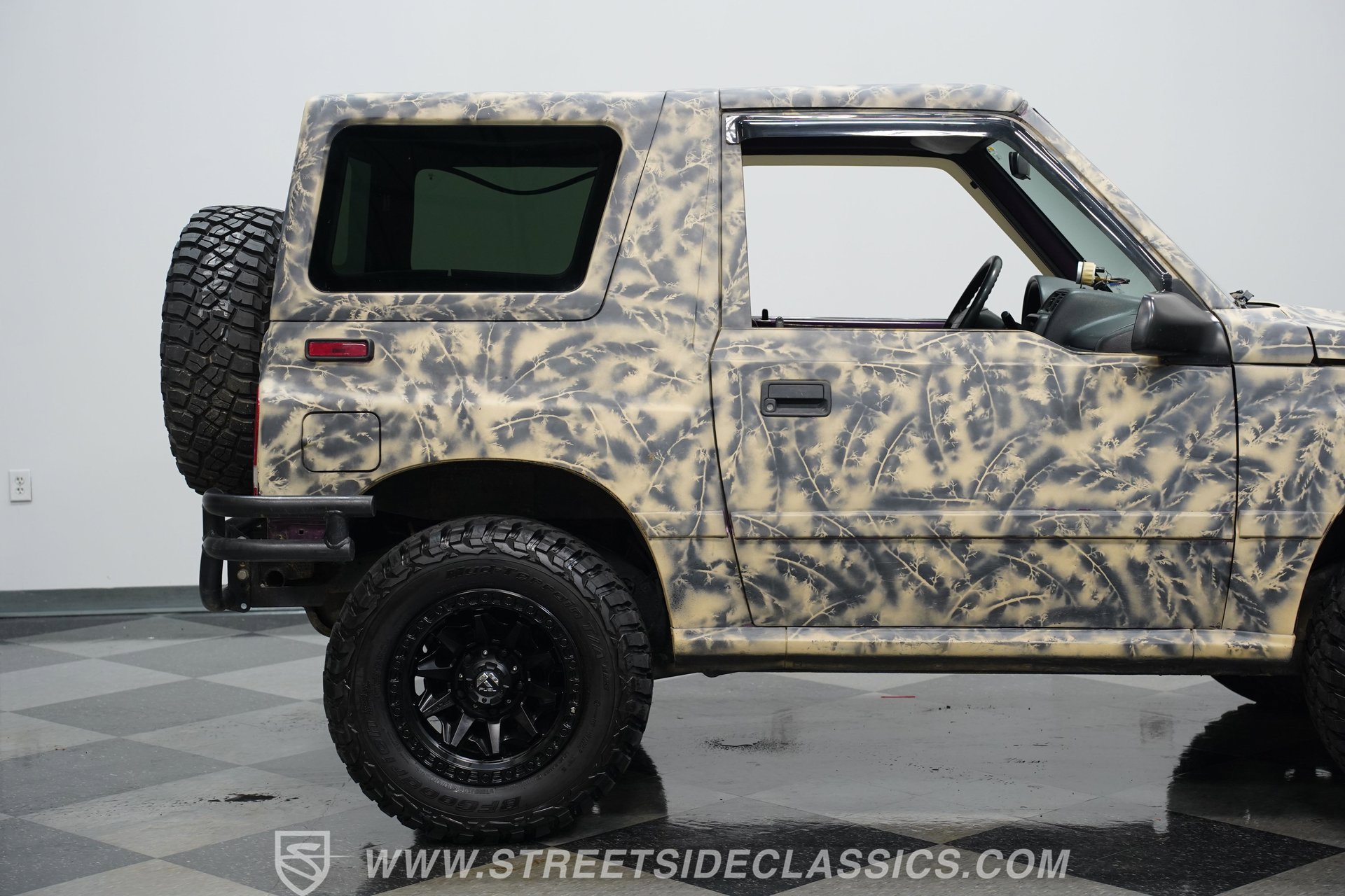 Used 1996 Geo Tracker 4WD 2-Door image 28