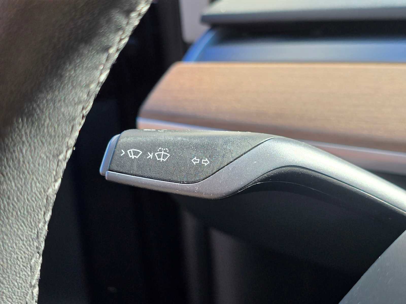 Used 2021 Tesla Model Y Long Range AWD/4WD image 33