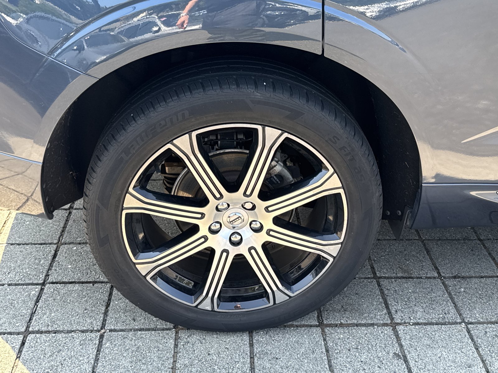Used 2021 Volvo XC60 T5 Inscription w/ Advanced Package AWD/4WD image 9