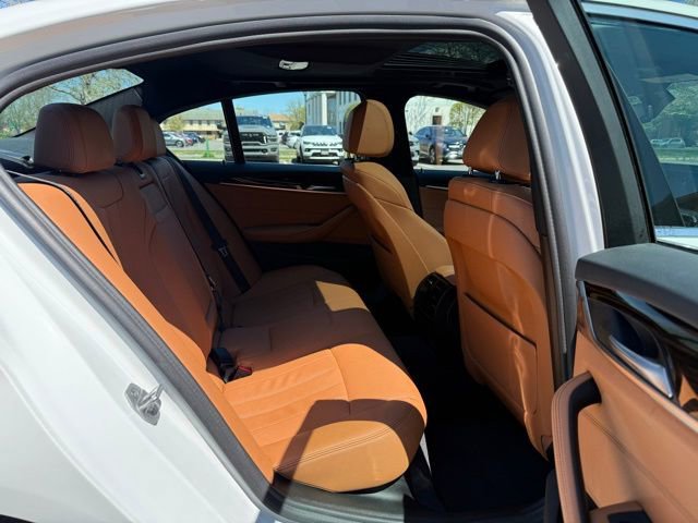 Used 2022 BMW 530i xDrive w/ Convenience Package image 30