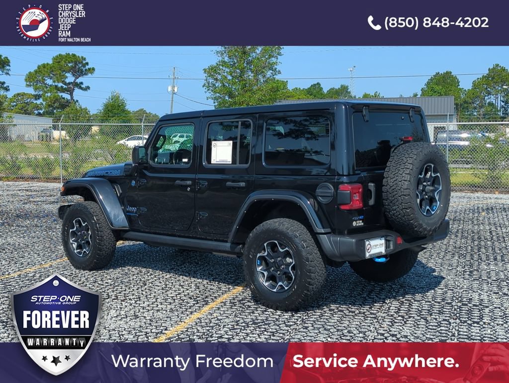 Used 2023 Jeep Wrangler Unlimited Rubicon 4xe w/ Safety Group AWD/4WD image 4