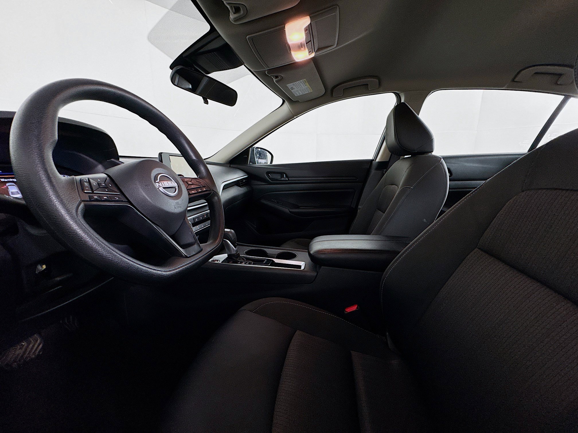 Used 2024 Nissan Altima 2.5 S image 21