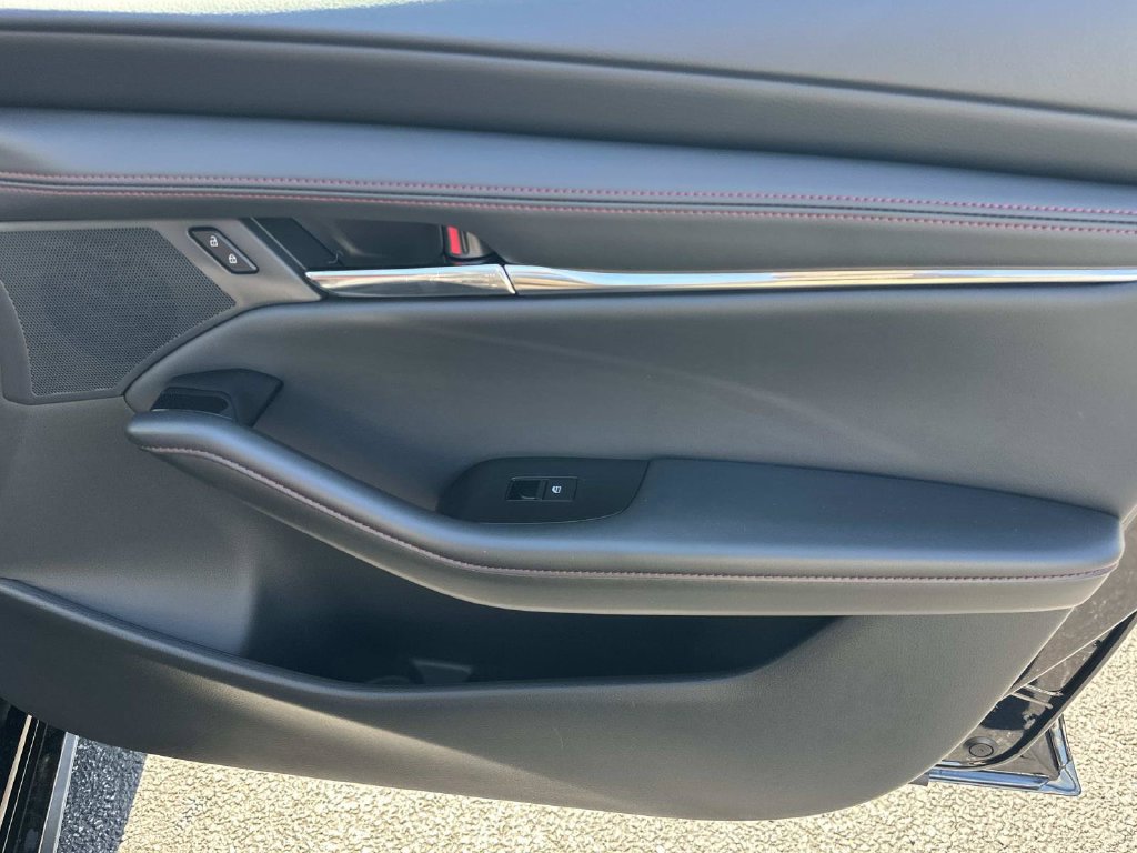 New 2026 MAZDA MAZDA3 Carbon AWD/4WD image 33