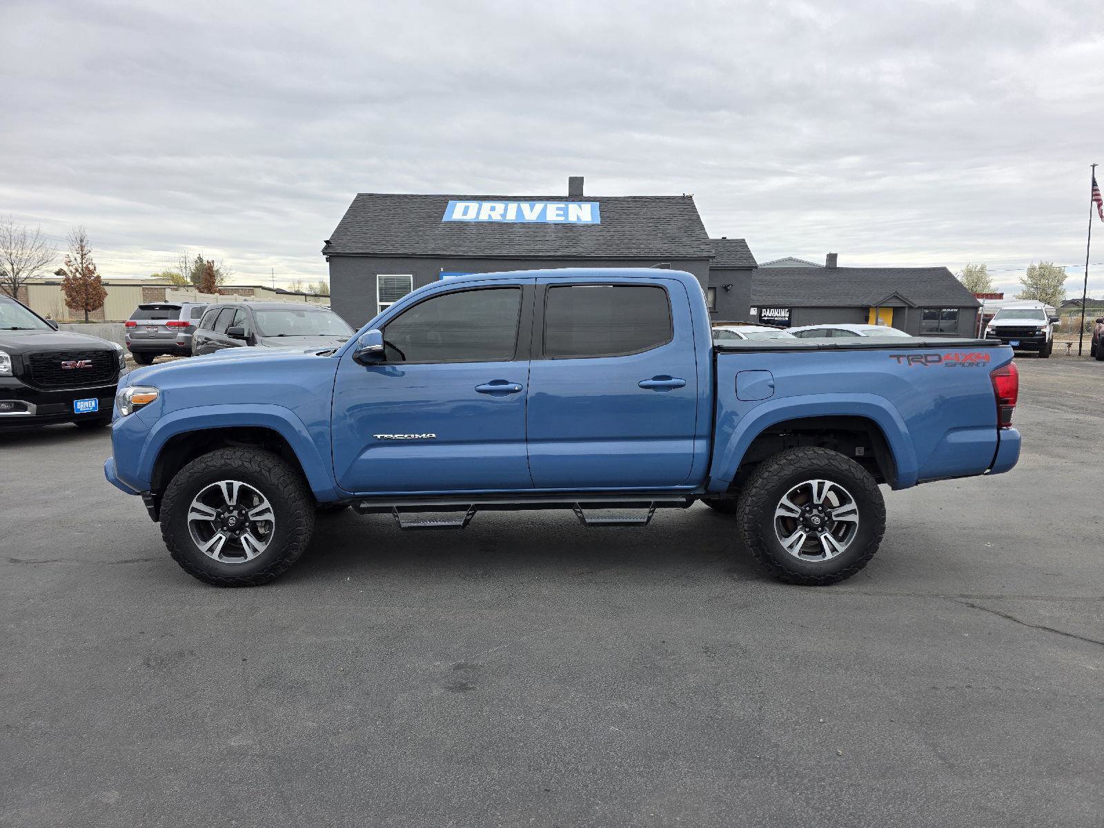 Used 2019 Toyota Tacoma TRD Sport image 28