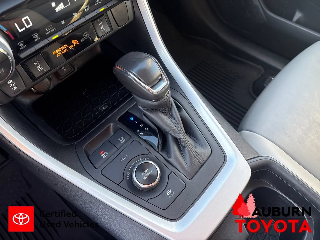 Certified 2021 Toyota RAV4 XLE Premium AWD/4WD image 22