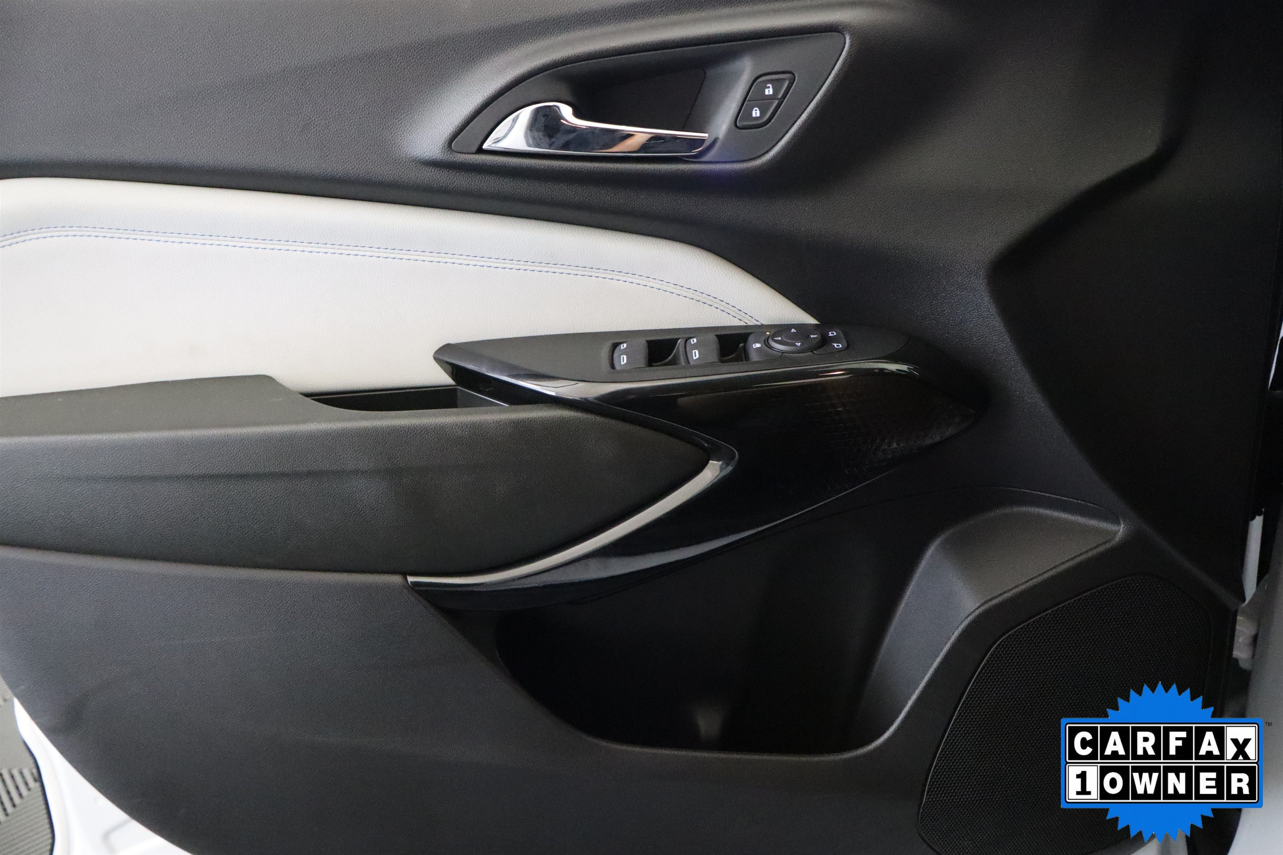 Used 2026 Chevrolet Trax LT FWD image 35