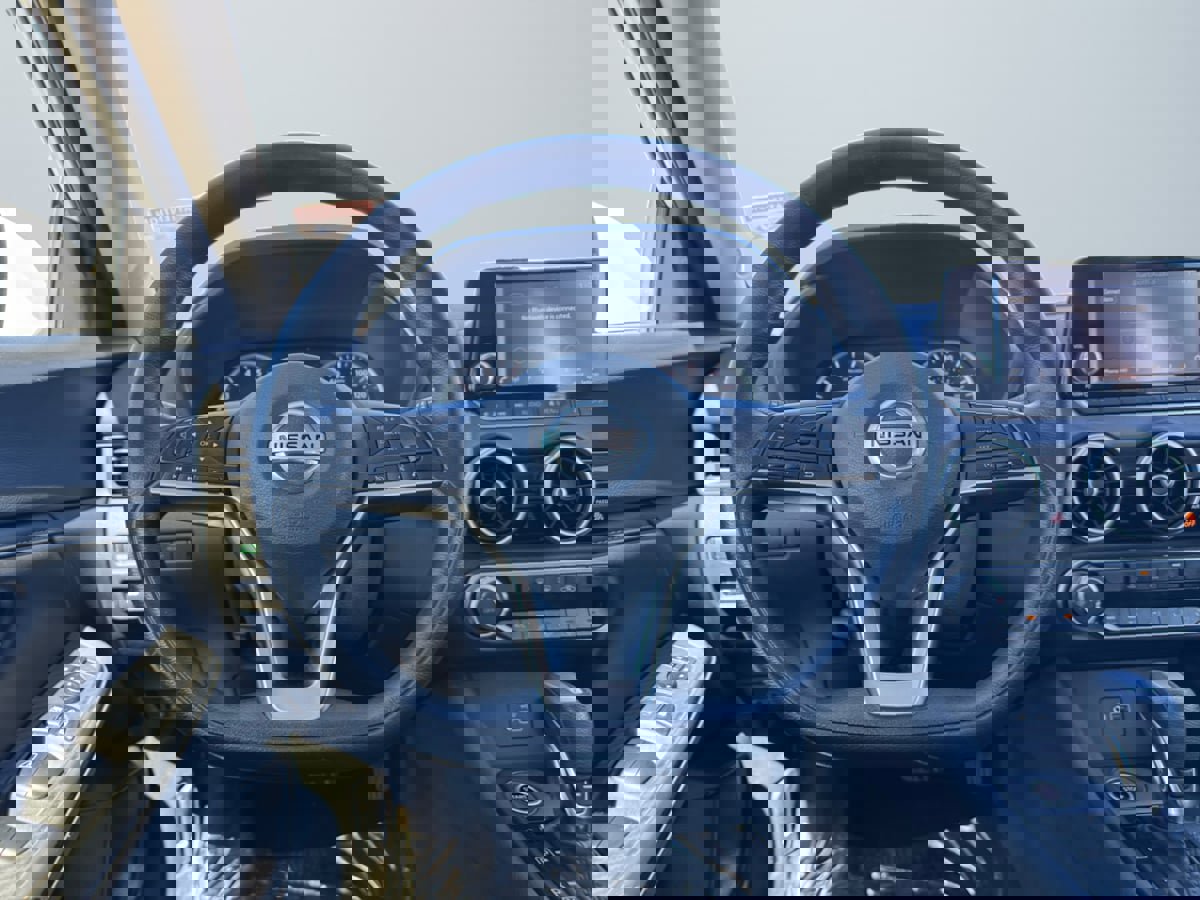 Used 2023 Nissan Sentra S image 11