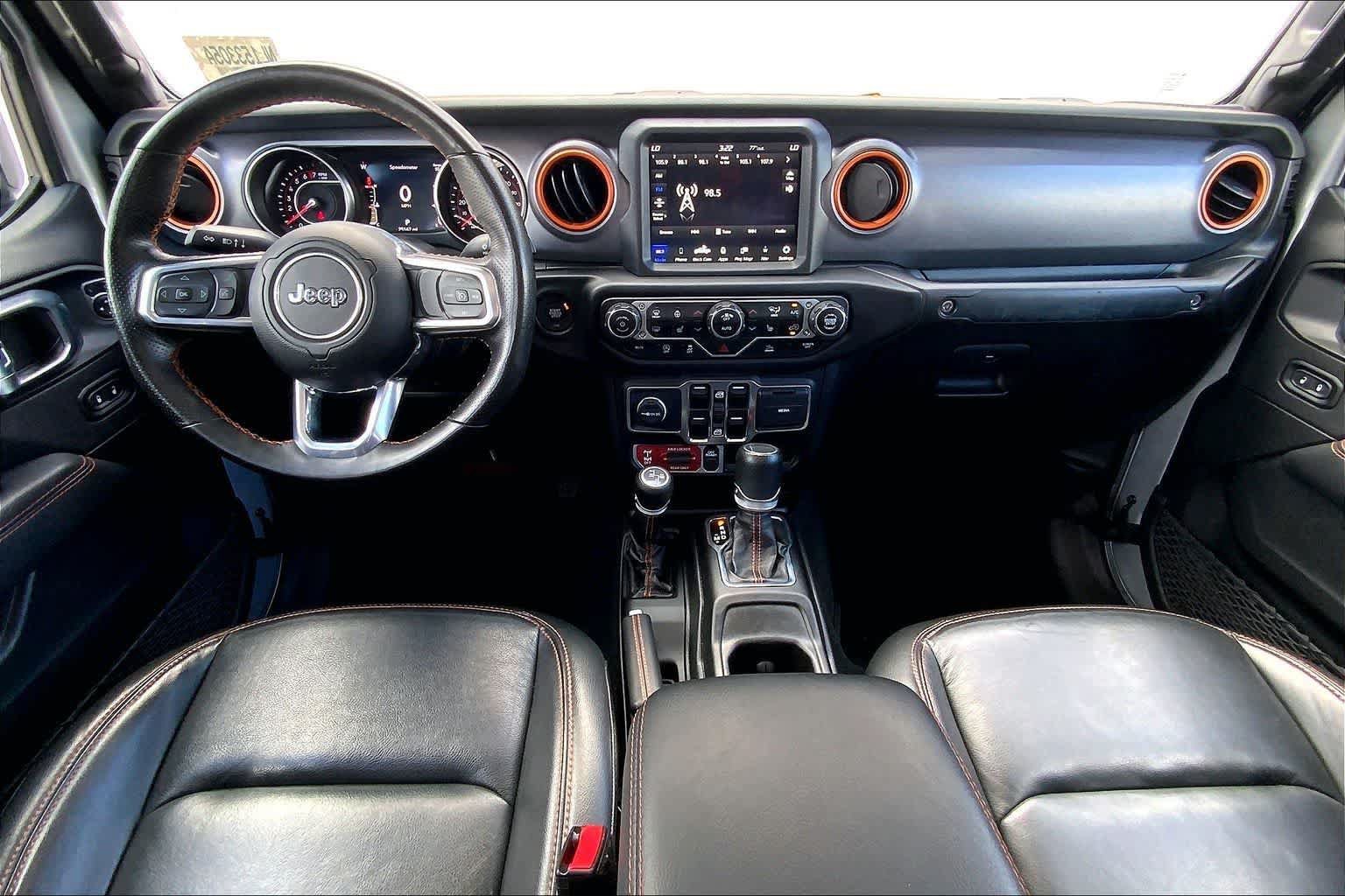 Used 2022 Jeep Gladiator Mojave w/ Cold Weather Group AWD/4WD image 10