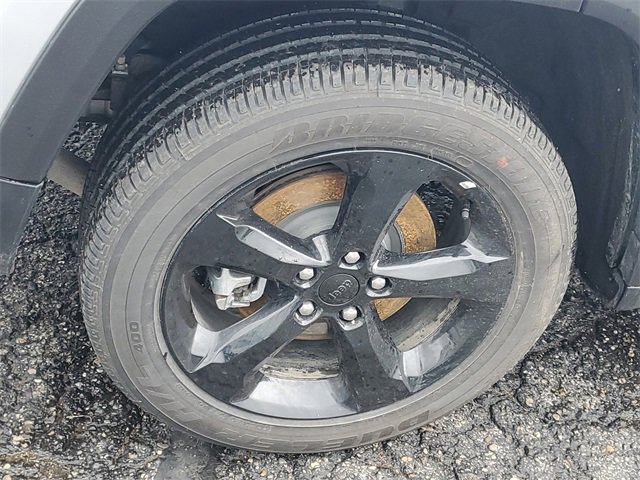 New 2025 Jeep Grand Cherokee L Altitude image 5