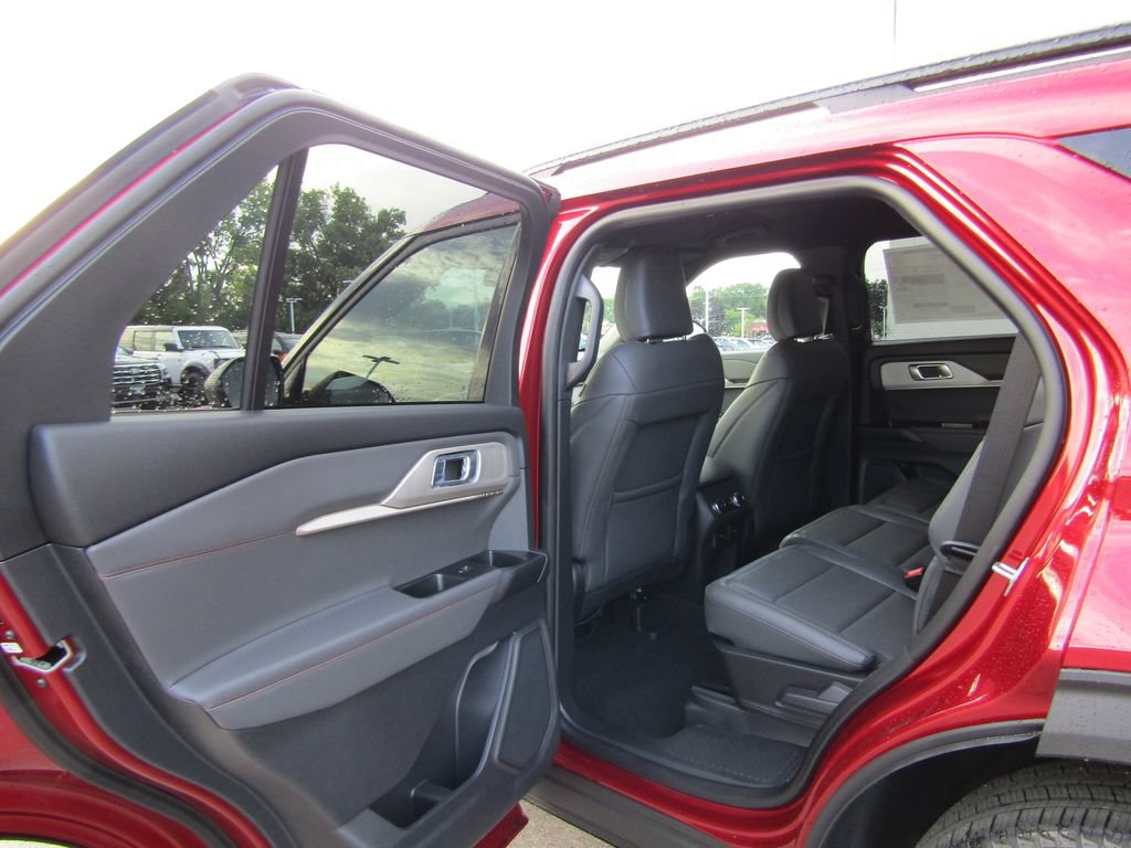New 2027 Ford Explorer Active w/ Active Comfort Package AWD/4WD image 15