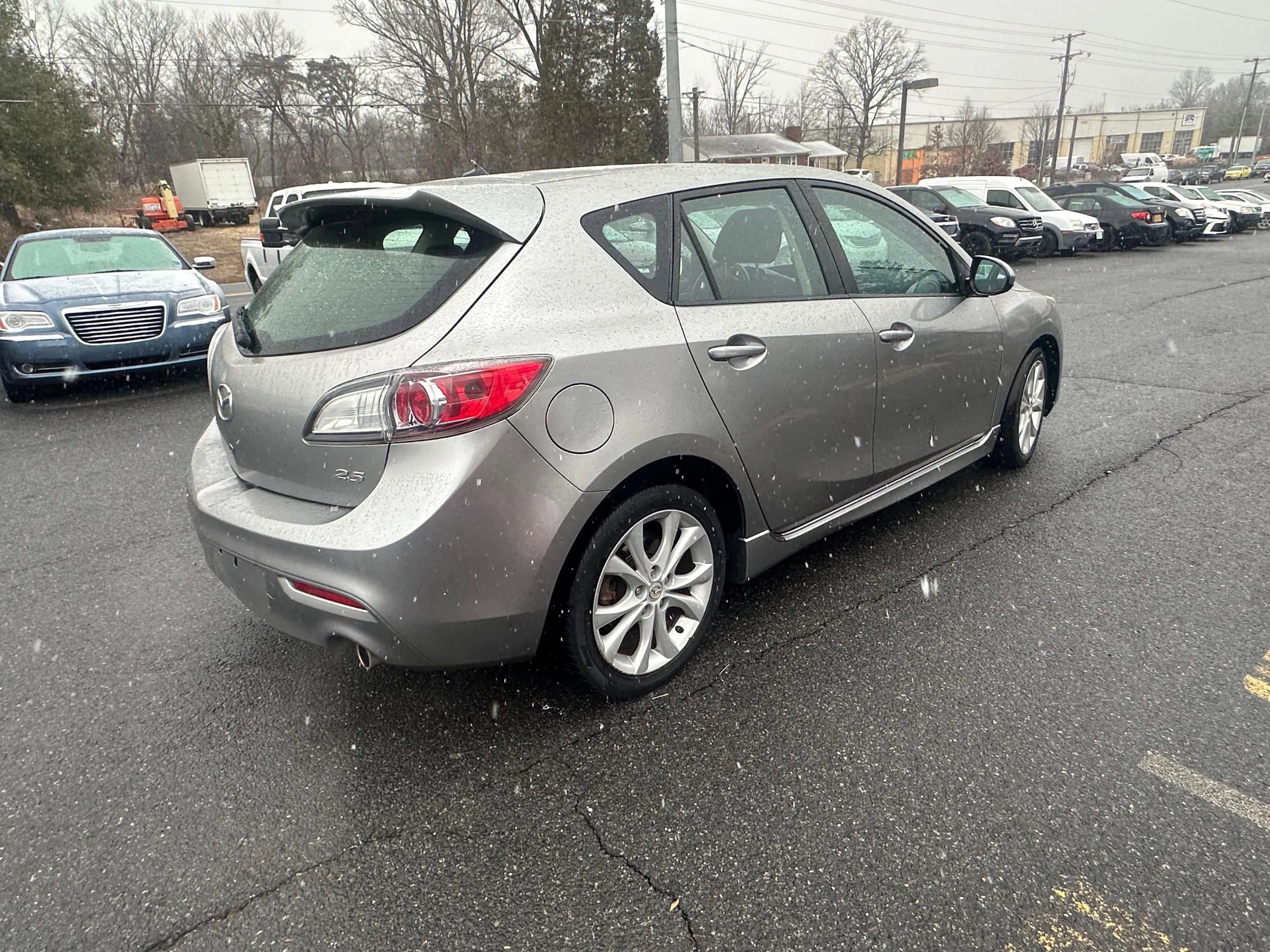 Used 2011 MAZDA MAZDA3 s Sport FWD image 5