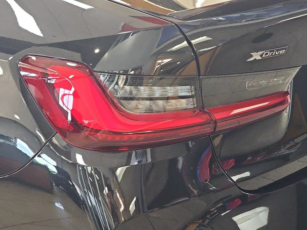Used 2025 BMW M3 Competition AWD/4WD image 35