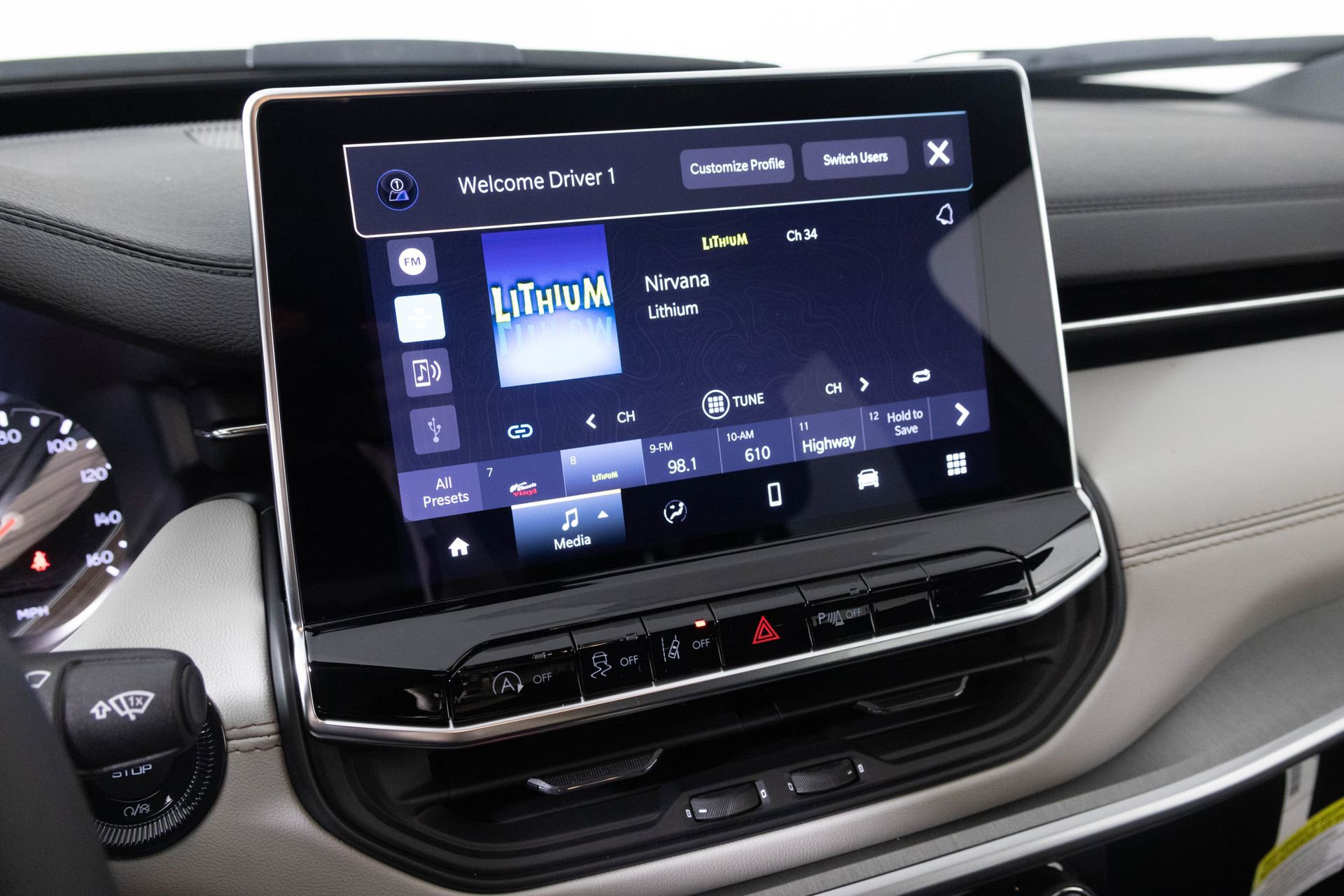 New 2026 Jeep Compass Limited image 21