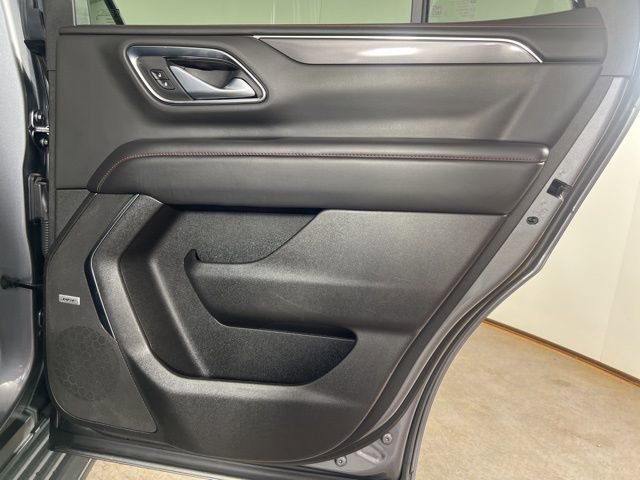 Used 2022 Chevrolet Tahoe RST w/ Luxury Package AWD/4WD image 14