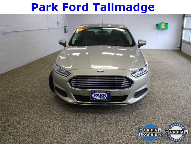 Used 2015 Ford Fusion S image 9