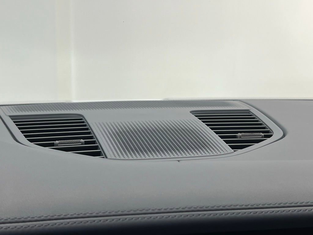 New 2026 Porsche Panamera image 12