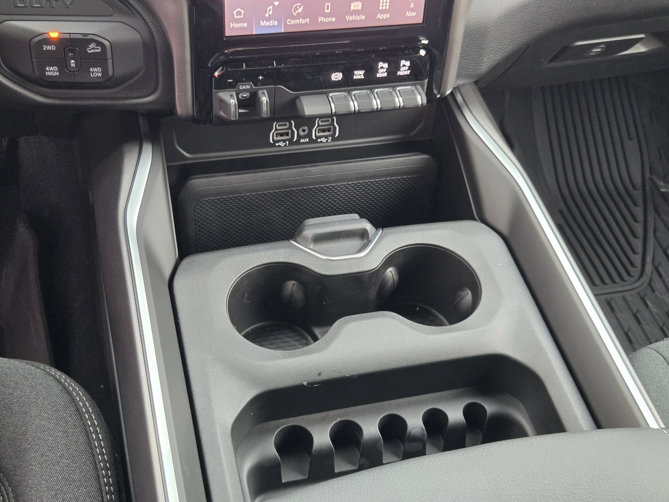 New 2026 RAM 2500 Big Horn AWD/4WD image 29