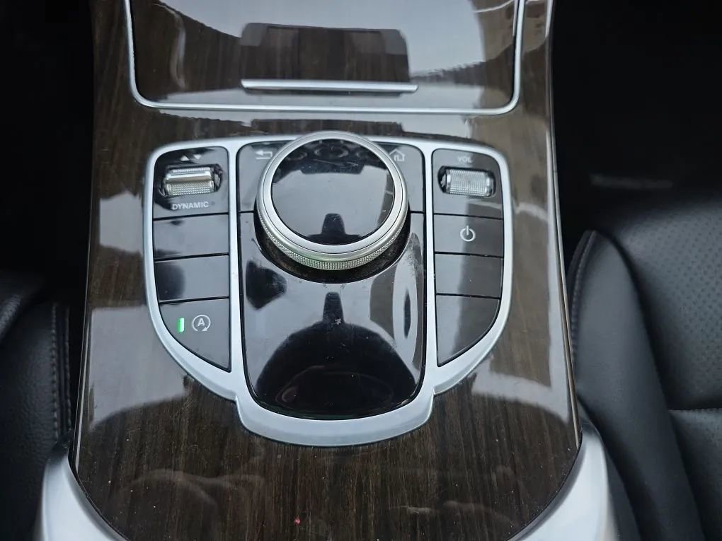 Used 2019 Mercedes-Benz C 300 Sedan image 33