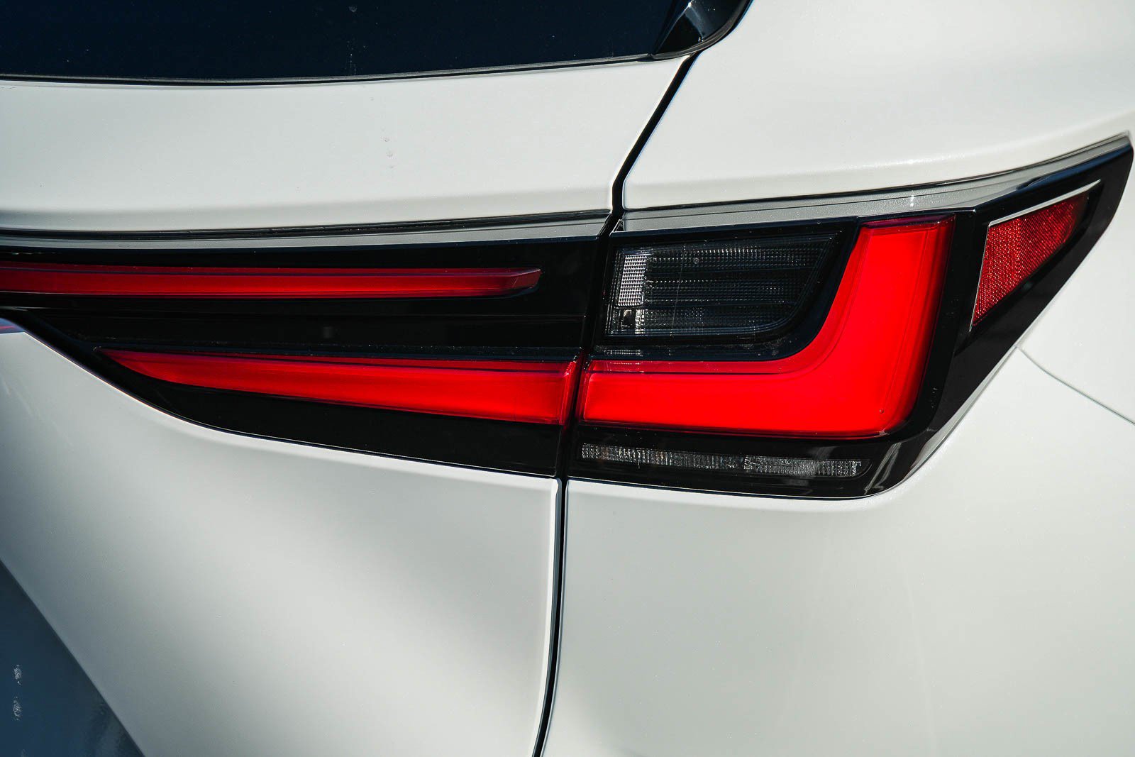 New 2026 Lexus NX 350h F Sport AWD/4WD image 7