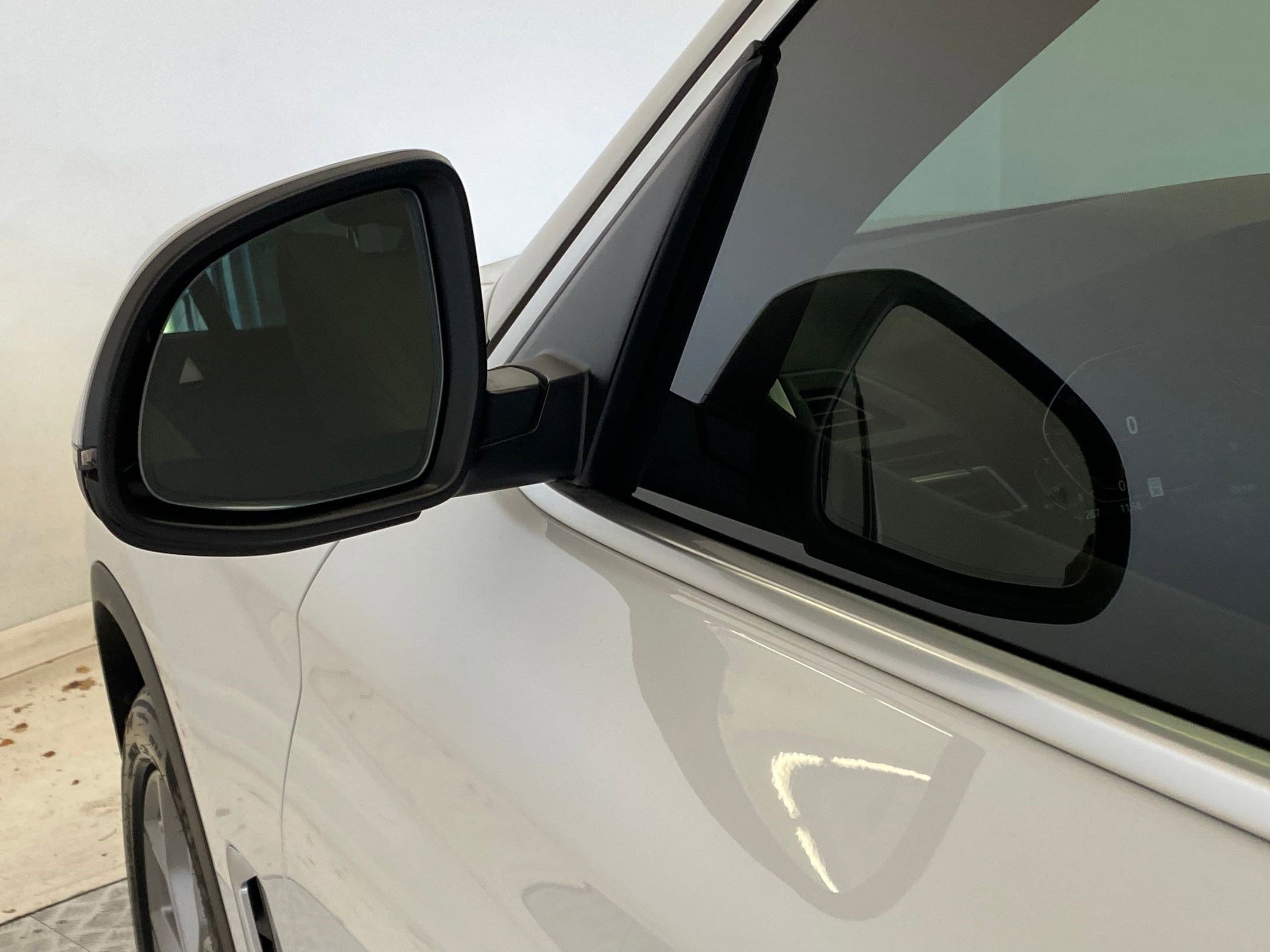 Certified 2024 BMW X3 xDrive30i w/ Convenience Package image 22