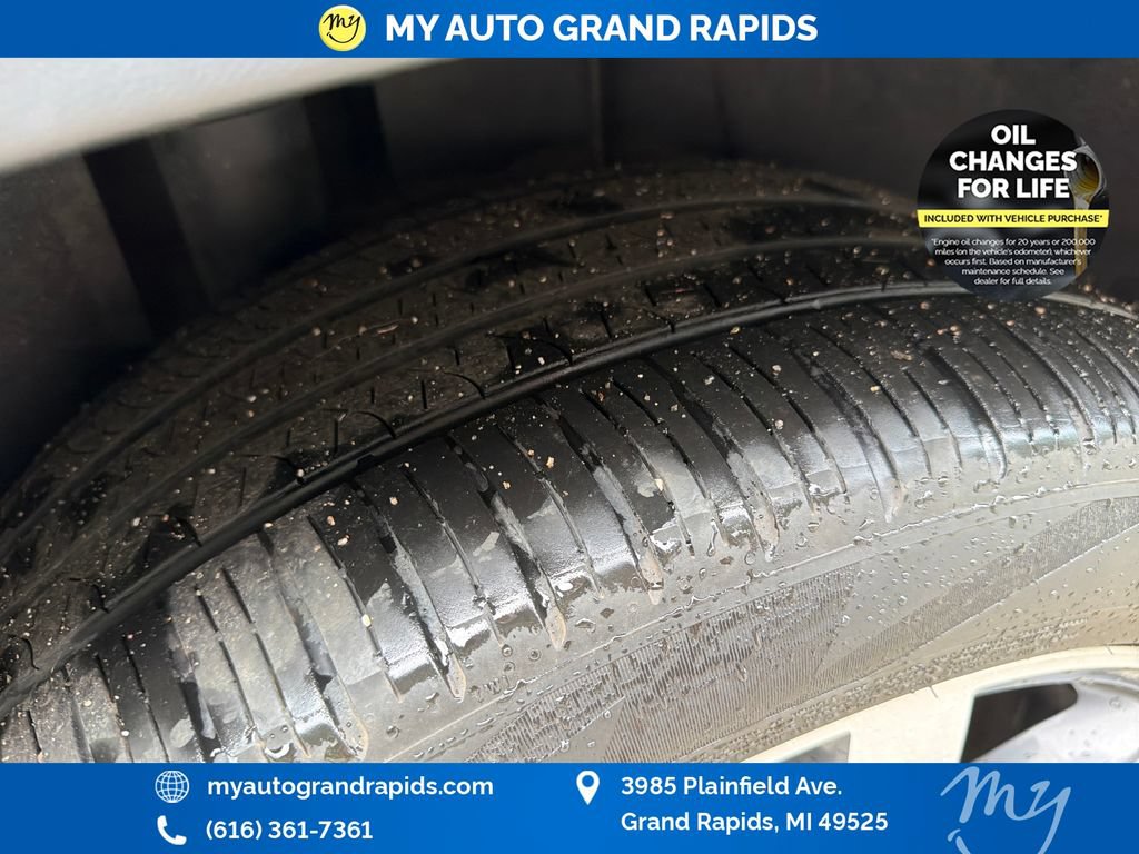 Used 2022 Volkswagen Atlas Cross Sport SEL Premium R-Line AWD/4WD image 34