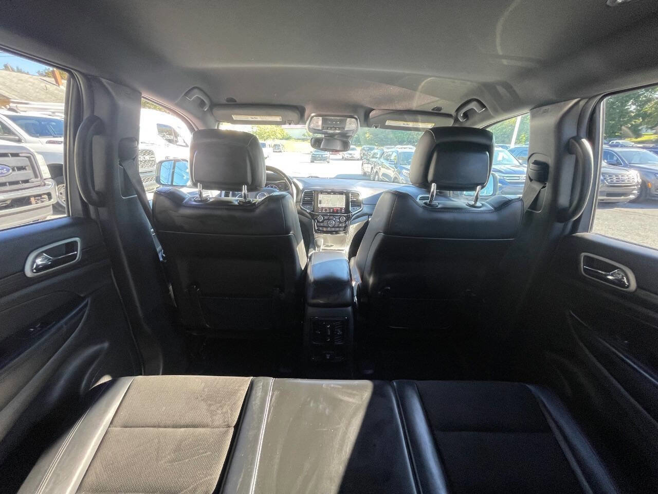 Used 2021 Jeep Grand Cherokee Laredo X image 35