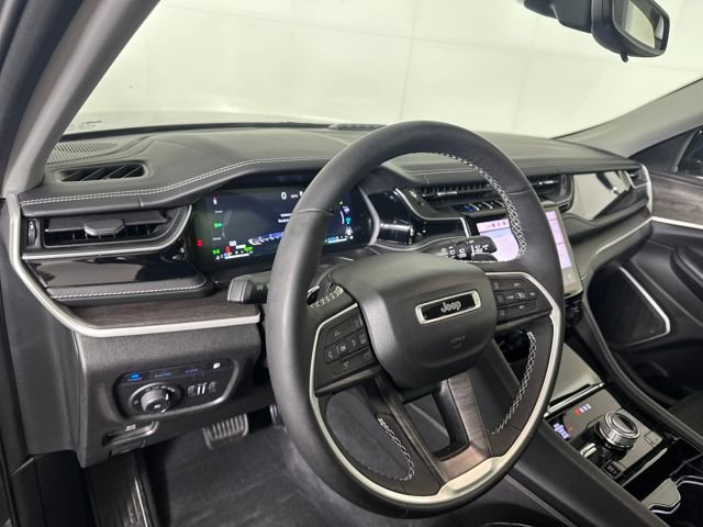 Used 2022 Jeep Grand Cherokee Limited 4xe image 13