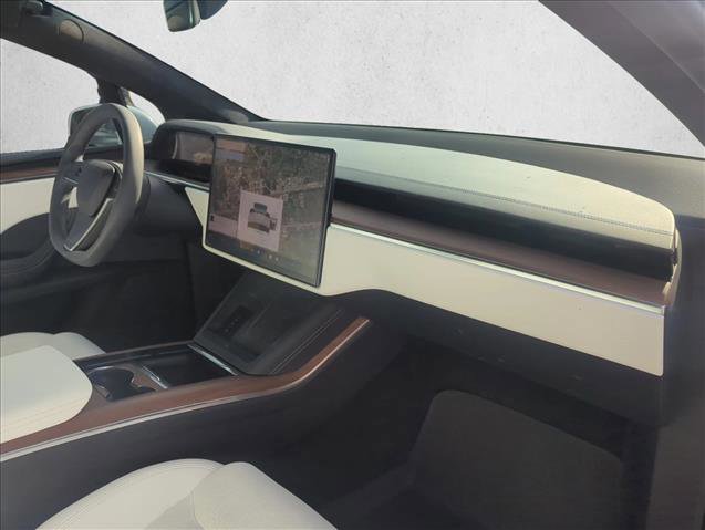 Used 2024 Tesla Model X AWD/4WD image 27