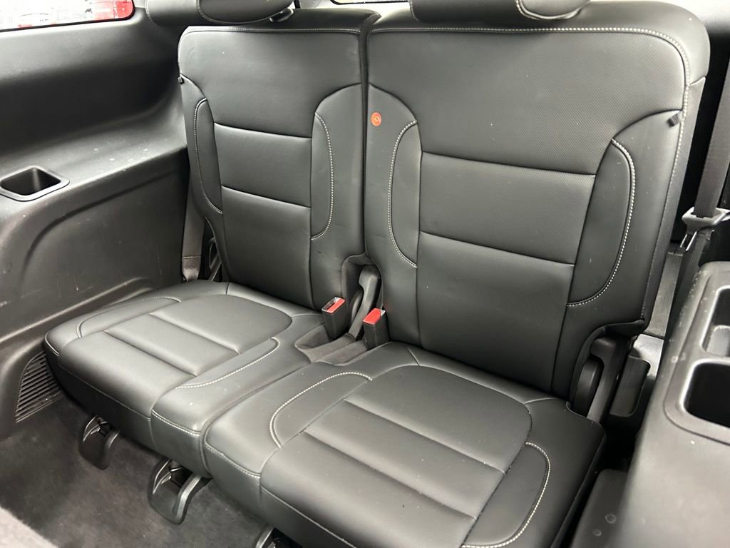 Used 2021 GMC Acadia SLT w/ Elevation Edition image 26