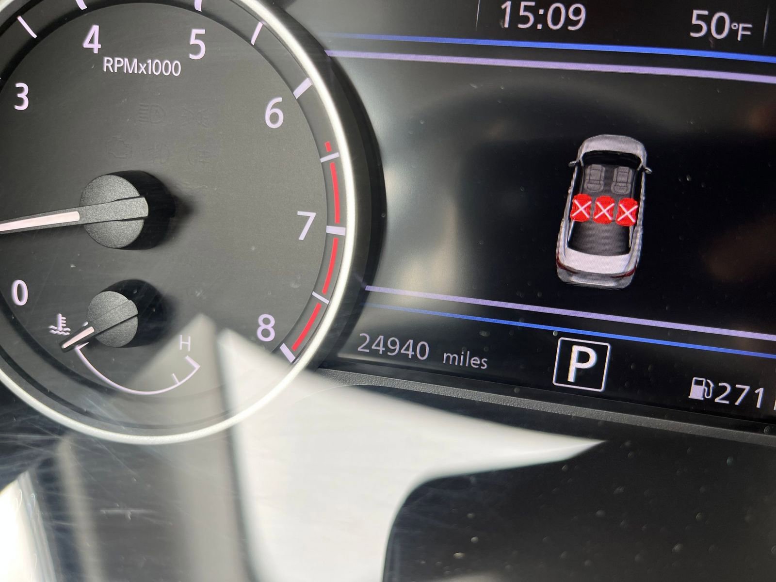 Used 2025 Nissan Sentra SV FWD image 38