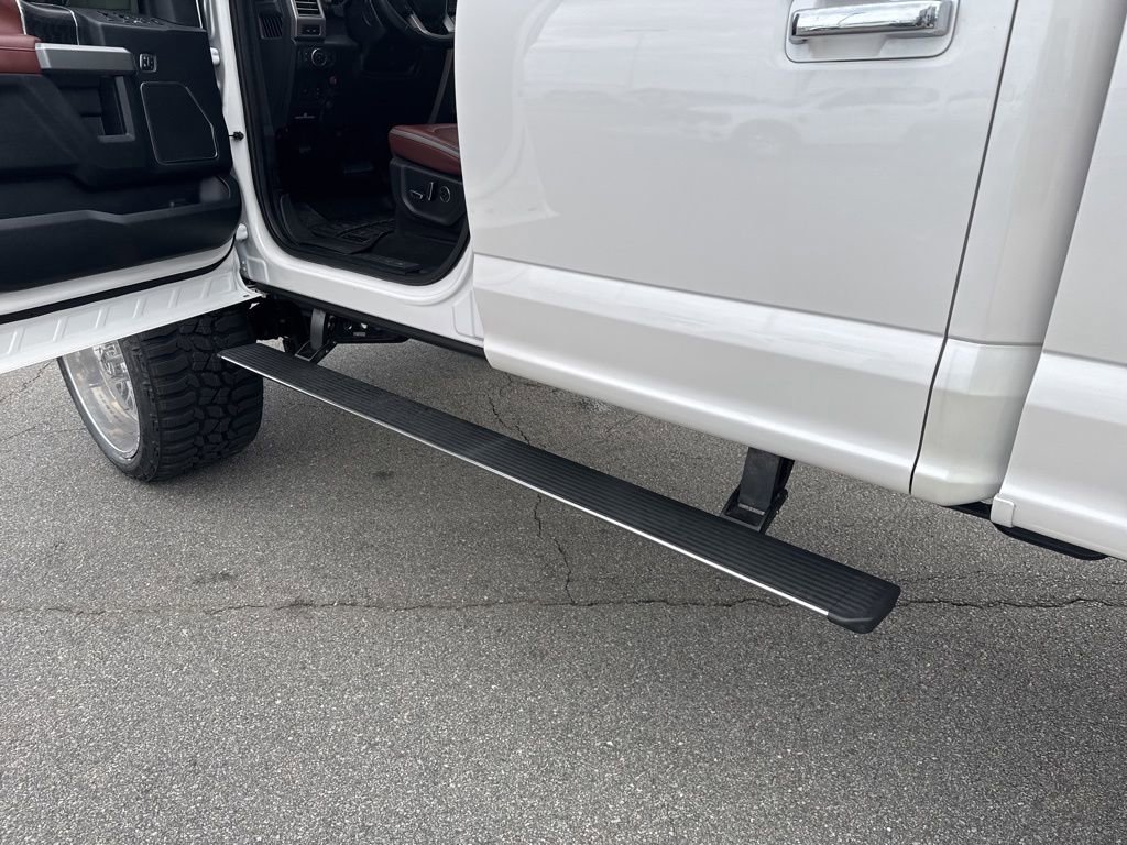 Used 2019 Ford F250 Platinum w/ FX4 Off-Road Package image 19