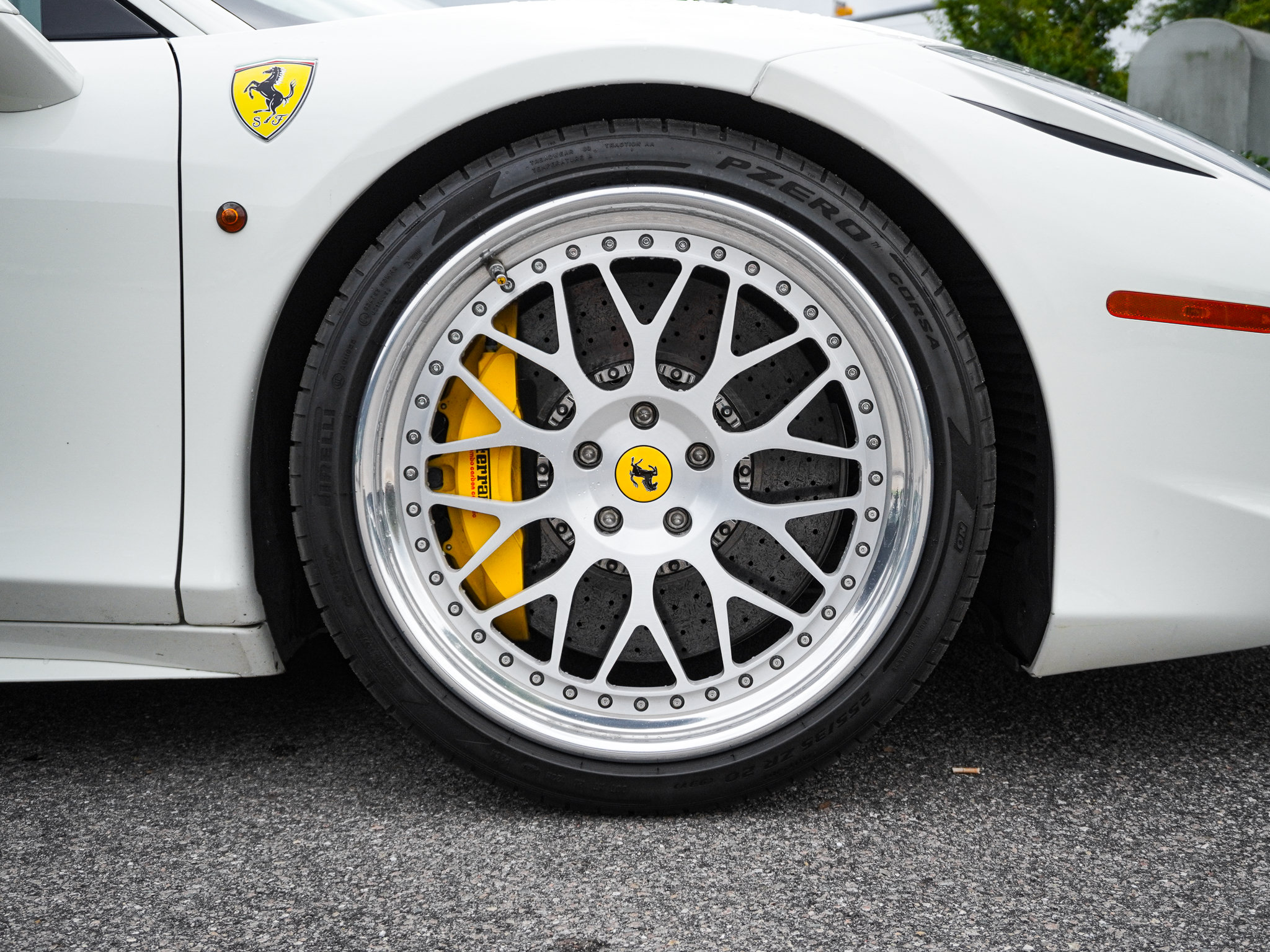 Used 2014 Ferrari 458 Italia Coupe RWD image 17